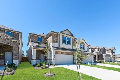 002 photo front view 11992881