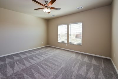 009 photo main bedroom 11997312