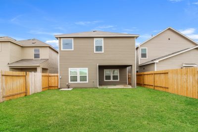 014 photo rear view 12270150