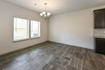 007 photo dining room 11638710