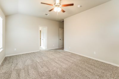 007 photo main bedroom 12269230