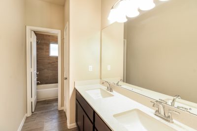 011 photo bathroom 12270198