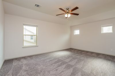 006 photo main bedroom 12269425
