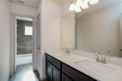 011 photo bathroom 12269422