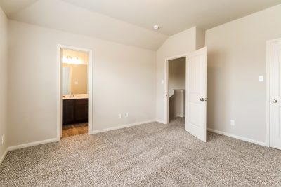 008 photo main bedroom 12269190