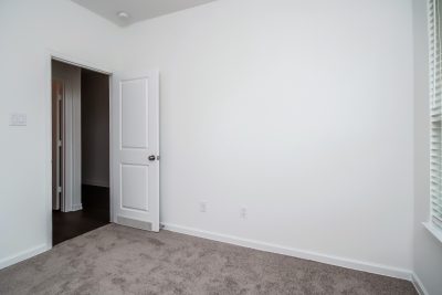 012 photo bedroom 10139024