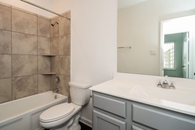 014 Bathroom ET51304