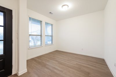 004 Dining Room ET71082