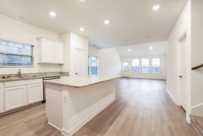 006 Kitchen ET71082
