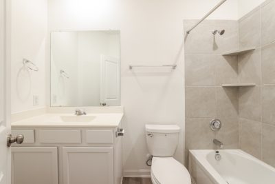 013 Bathroom ET71082
