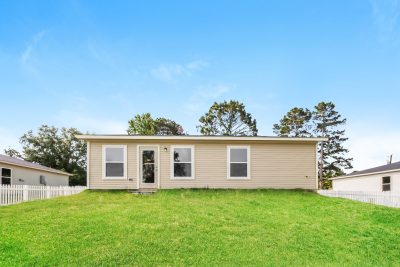 014 photo rear view 11020175