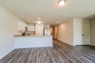 003 Living Room ET61123