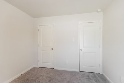 009 photo bedroom 11020172