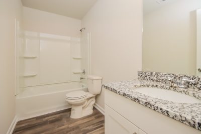 013 photo bathroom 12000670