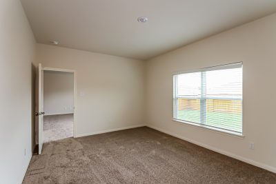 005 photo main bedroom 11641414