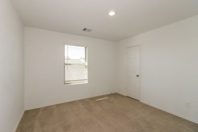 012 photo bedroom 15246404