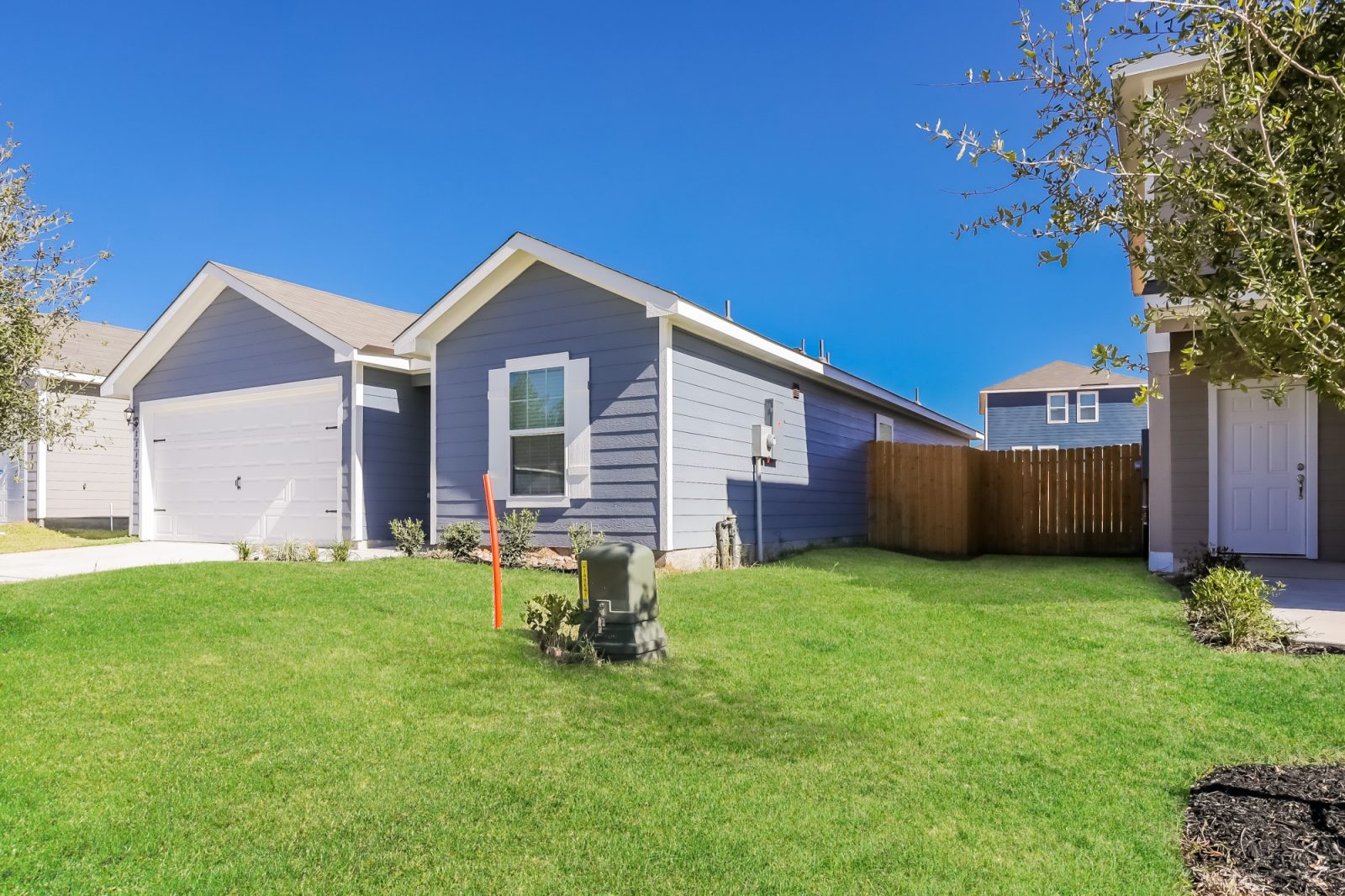 003 Exterior ETA3151