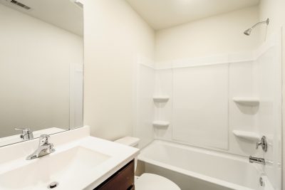 012 photo bathroom 11996436