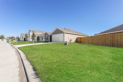 002 photo front view 11996872