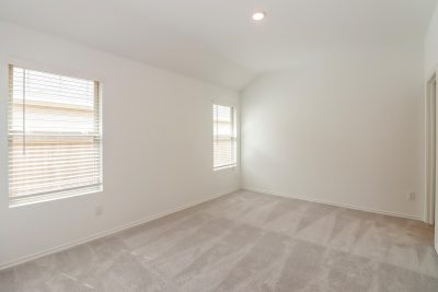 006 photo main bedroom 11633546
