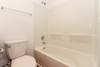 011 photo bathroom 11633548