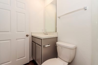 012 photo bathroom 11633578