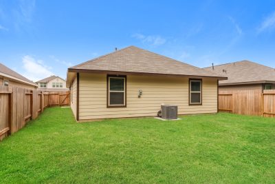 014 photo rear view 11633534