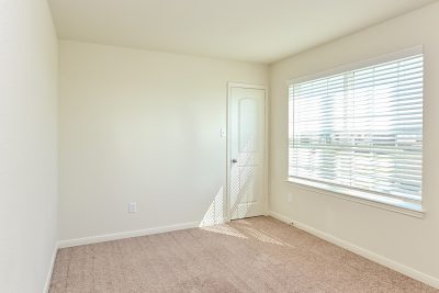 012 Bedroom ET21161