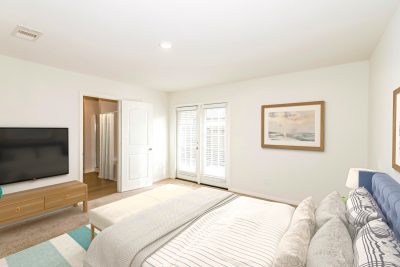 003 013 015 photo vs main bedroom 15157591