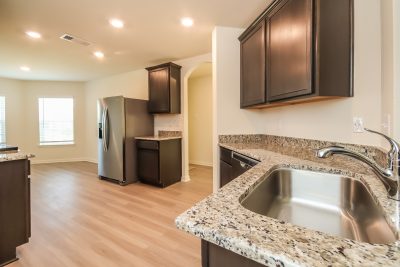 006 Kitchen ET31396