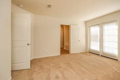 008 Main Bedroom ET31396