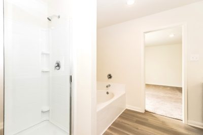 011 020 photo main bathroom 15147054