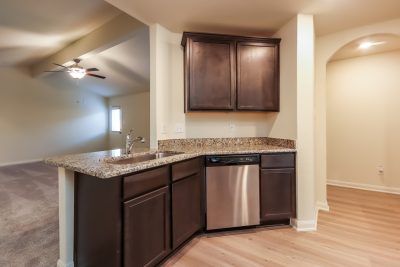 006 Kitchen ET31398
