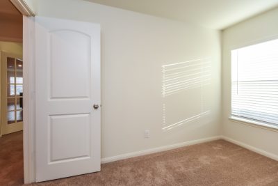 012 Bedroom ET31398