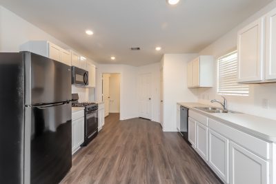 005 Kitchen ET51277