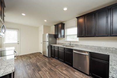 005 Kitchen ET31392