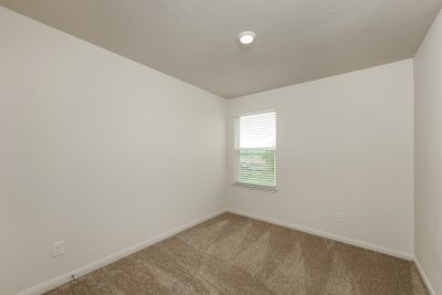 010 Bedroom ET31393