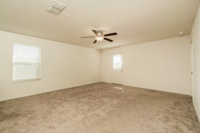 003 Living Room ET71006