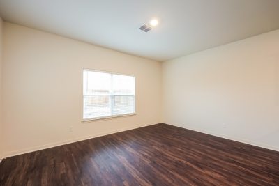 010 Bedroom ET71046