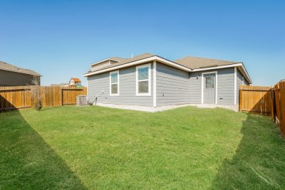 014 photo rear view 14095989