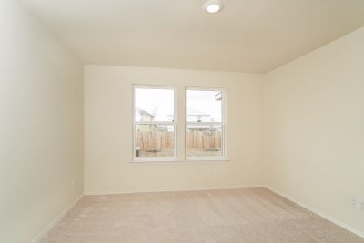 008 Main Bedroom ET71069