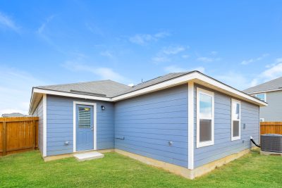 020 photo rear view 11631935