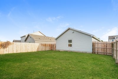 014 photo rear view 11990228