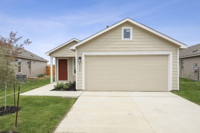000 Front Entrance 11633260