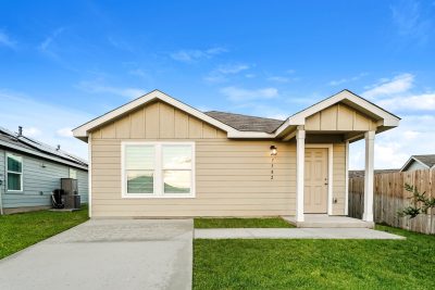 000 photo front view 11990095 1