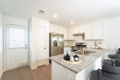 001 Silos SQFT 1230 STAGED