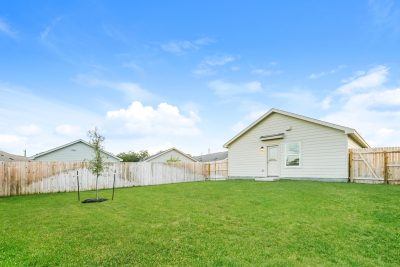 014 photo rear view 11990094