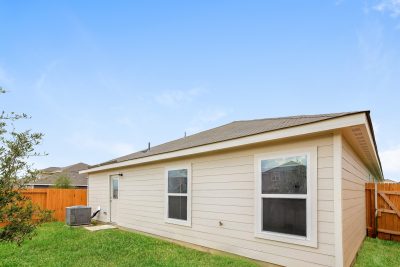 014 photo rear view 11632227
