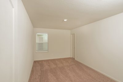 012 photo bedroom 10144228