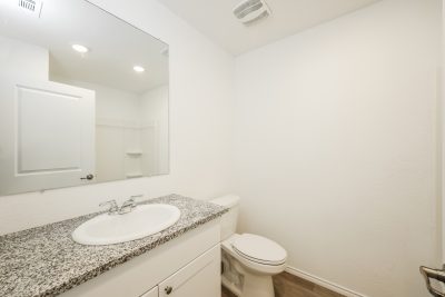 013 photo bathroom 11991953